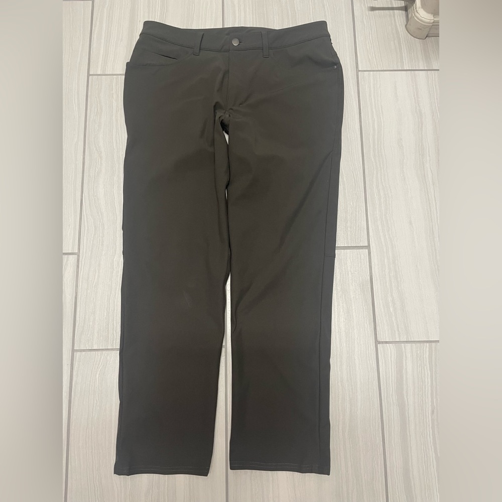 Lululenon Commission Men’s Pants